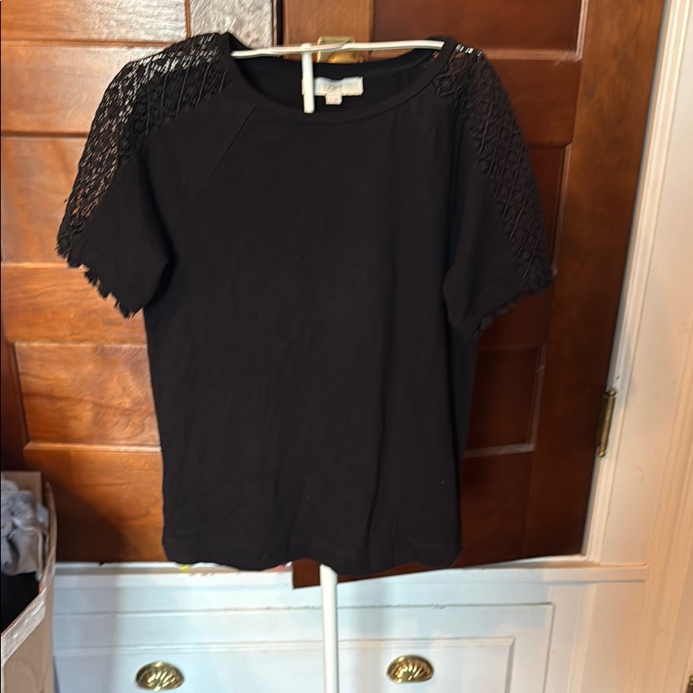 LOFT Black‎ Boxy Short Sleeve top- worn a few times